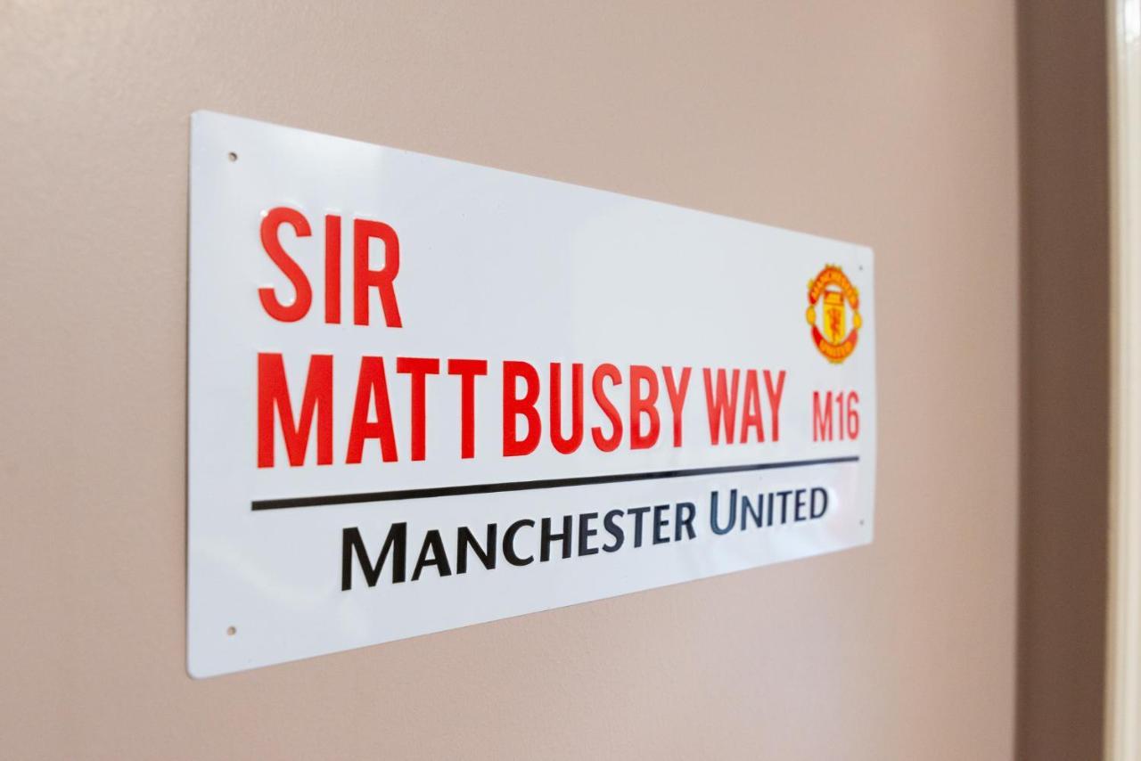Old Trafford Stadium Hotel Солфорд Экстерьер фото
