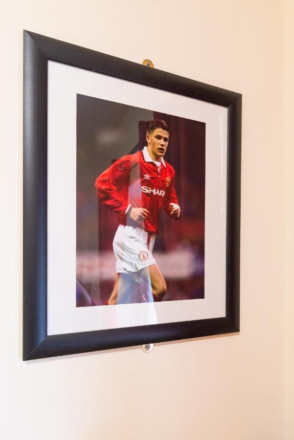 Old Trafford Stadium Hotel Солфорд Экстерьер фото
